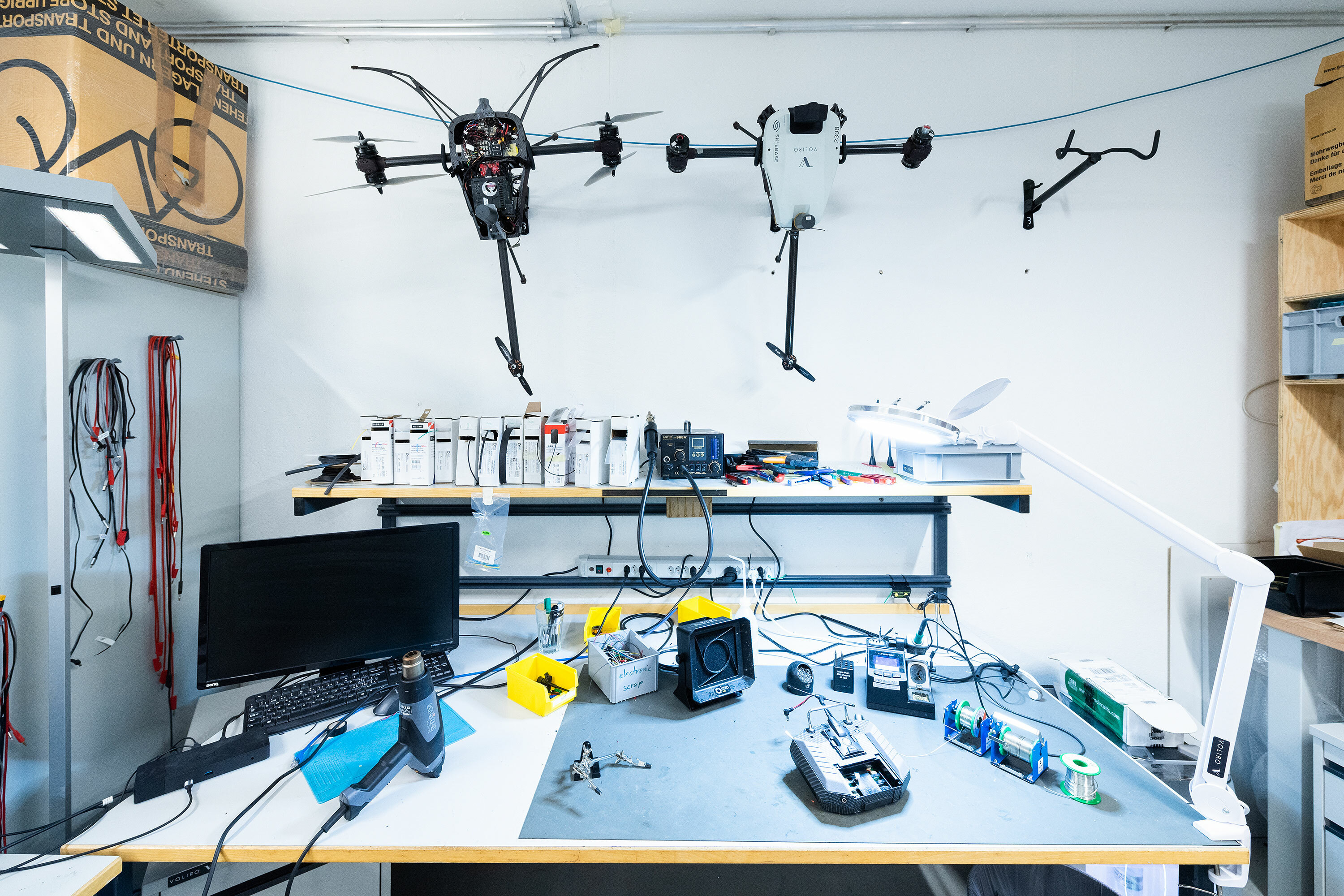 Workshop with drones at Robotics Technologies Platform